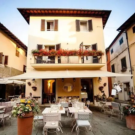 فندق مبيت وإفطار Gourmet Casa Gala مونتيكاتيني تيرمي